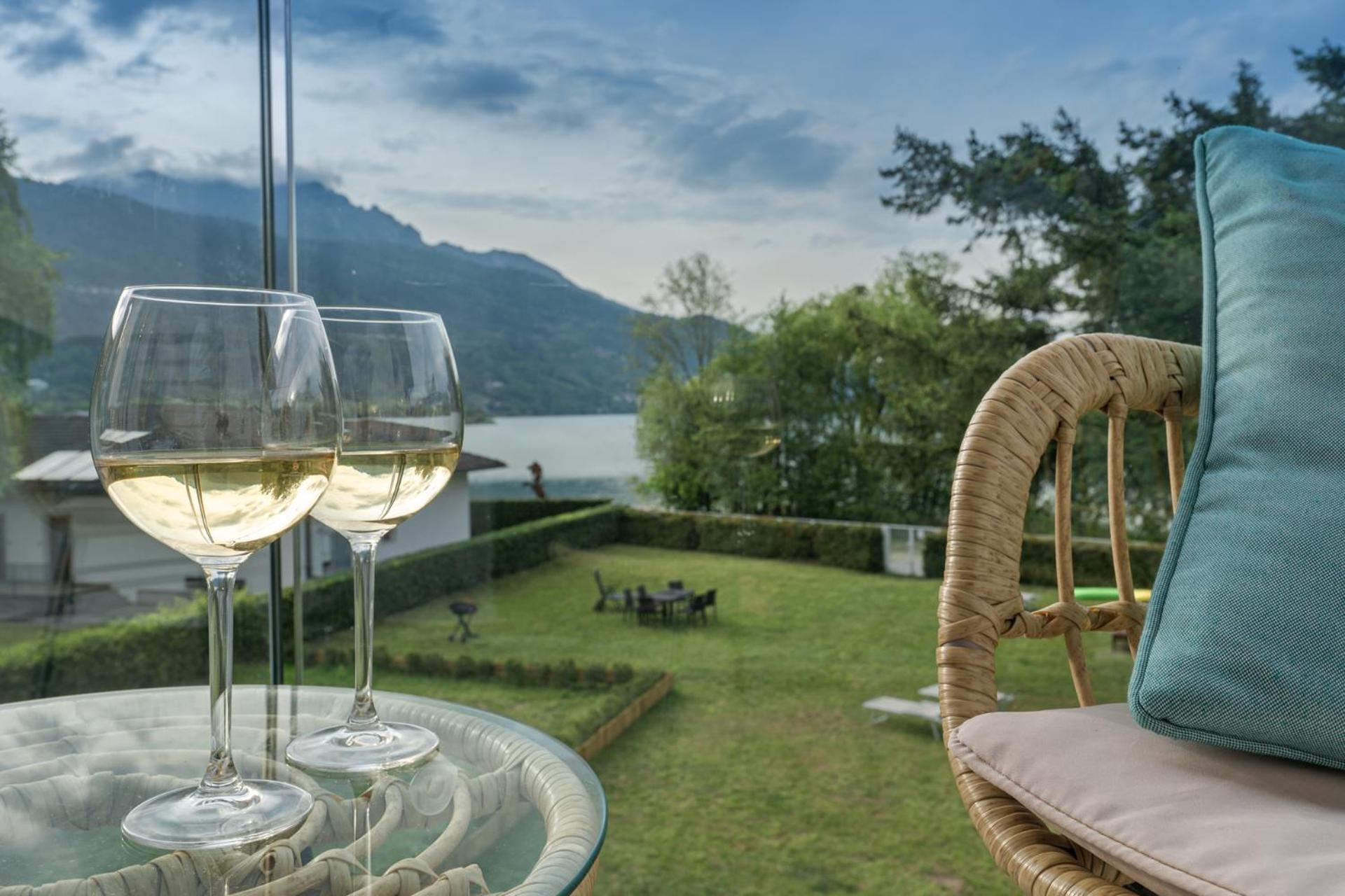 Casa Al Lago Di Tss' - Ampio Giardino Fronte Al Lago - Perfetto Per Famiglie E Gruppi A Calceranica Al Lago Buitenkant foto